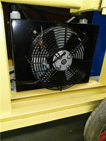 細(xì)石砂漿泵用液壓油散熱器