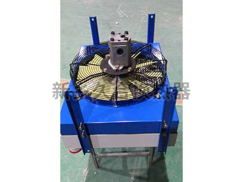 探礦機(jī)械用液壓油散熱器