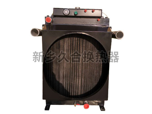 攤鋪機用復(fù)合水箱散熱器