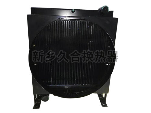 養(yǎng)路機械用水箱散熱器