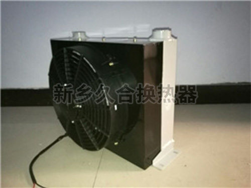 吸糞車(chē)用油冷卻器