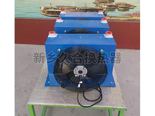 免燒磚機(jī)用液壓油散熱器