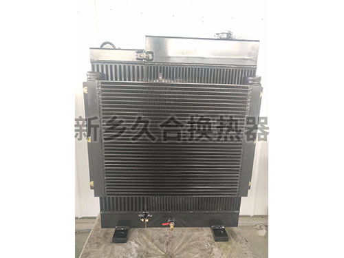 環(huán)衛(wèi)車輛用發(fā)動機水箱散熱器